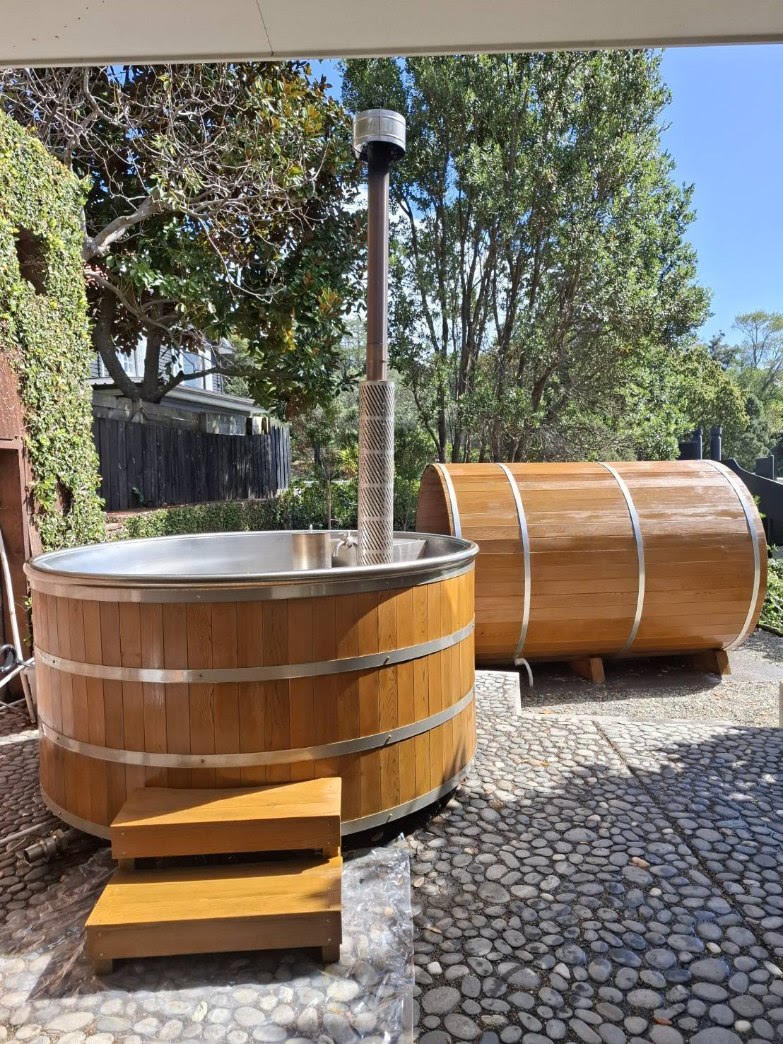 Refurbished cedar hot tub